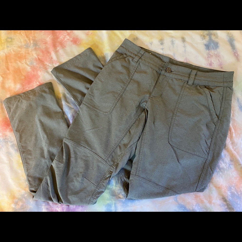 Columbia Womens Hiking Pants size 6
